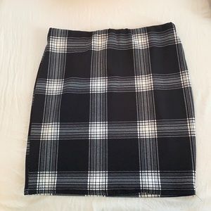 Plaid mini skirt
